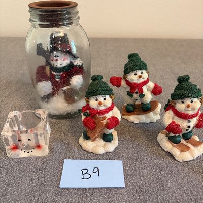 Sale Photo Thumbnail #21: 2 candle holders and 3 figurines