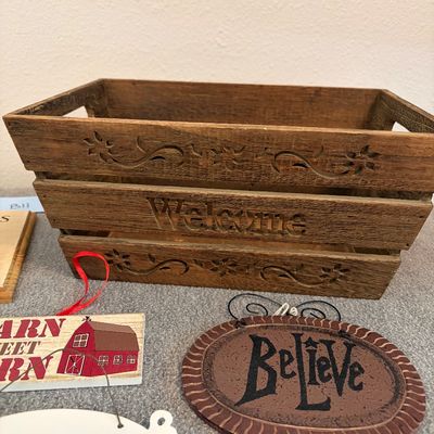 Sale Photo Thumbnail #24: Farmhouse decor