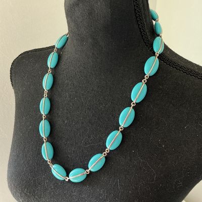 Vintage Turquoise Blue Oval Bead Necklace