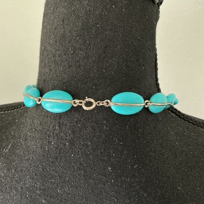 Vintage Turquoise Blue Oval Bead Necklace