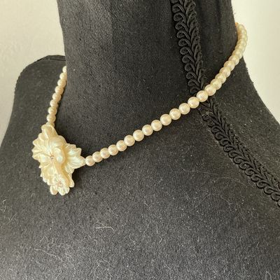 Vintage Faux Pearl Choker Necklace with Carved Floral Centerpiece