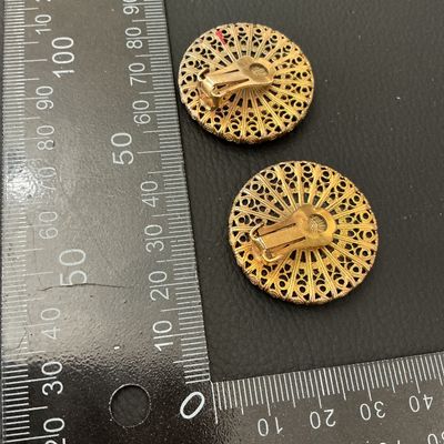 Vintage Gold Tone and Black Onyx-Style Clip-On Earrings