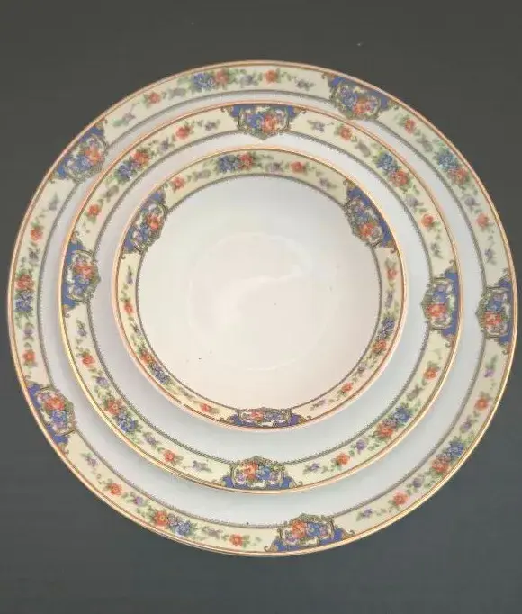 TK Thun (Thun Bohemia) in Czechoslovakia, Pattern - Savoy.
