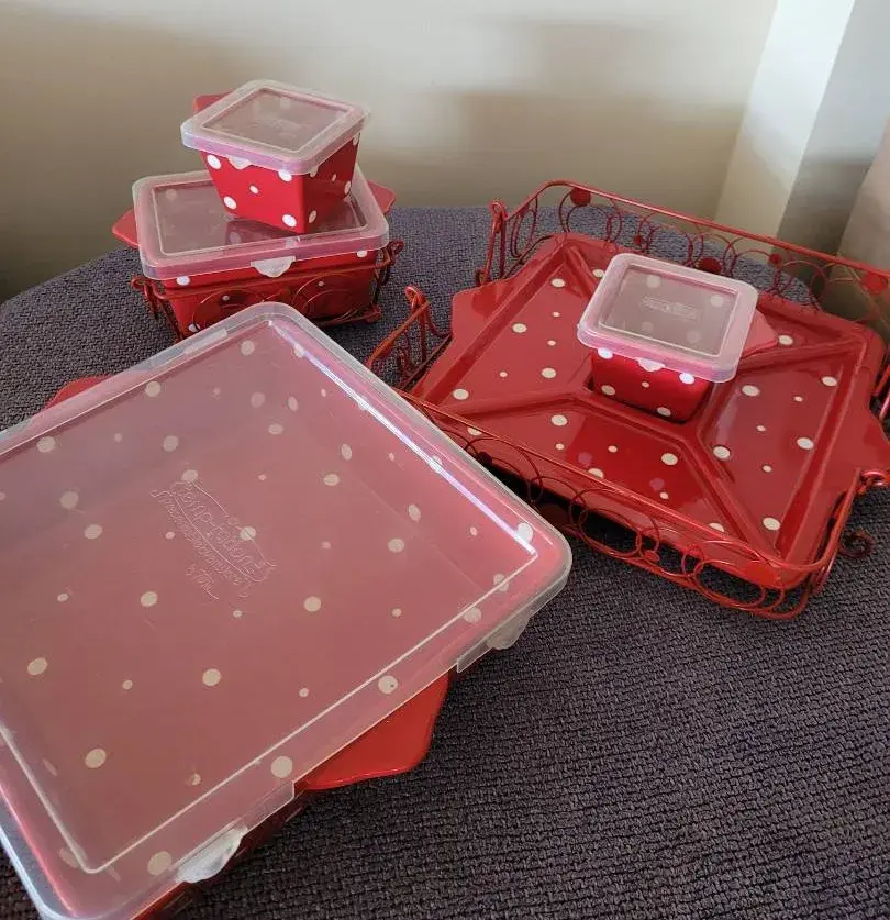 Temptations Ovenware Polka Dot