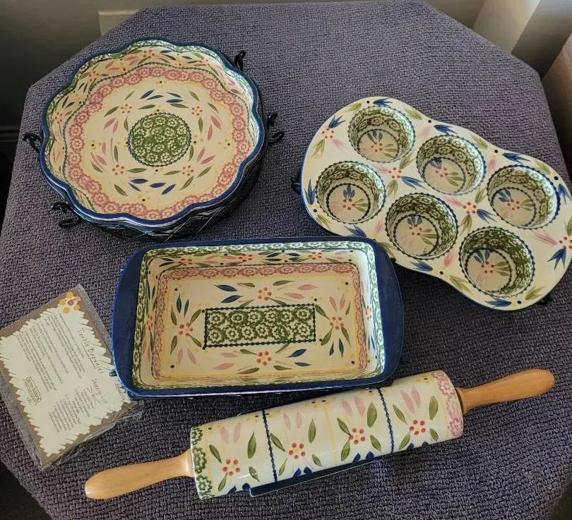 Temptations Old World Ovenware