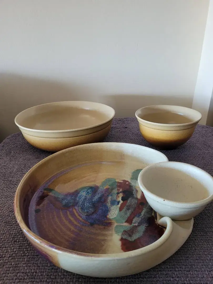 Pfaltzgraff Mixing Bowl And Salad Bowl With Ceramic Chip/Dip Dish