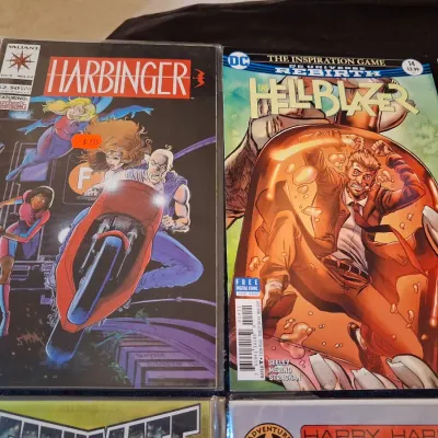 COMIC BOOKS