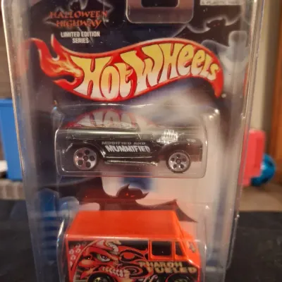 HOT WHEELS HALLOWEEN HIGHWAY ERROR CAR "PHARAOH" SPELLED WRONG