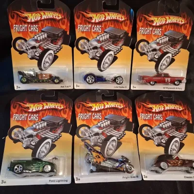 HOT WHEELS FRIGHT CARS