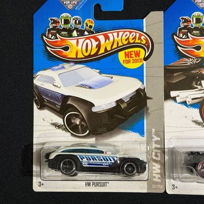 “NEW FOR 2013” HOT WHEELS