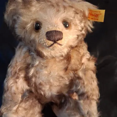 STEIFF JOINTED TEDDY BEAR