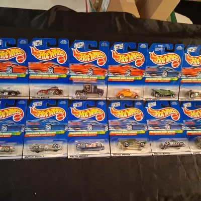 HOT WHEELS TREASURE HUNT