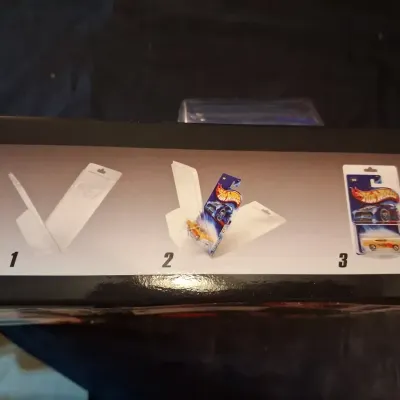 2 HOT WHEELS 10 PACK CAR KEEPERS
