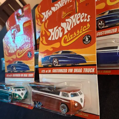 HOT WHEELS CLASSICS CUSTOMIZED VW DRAG TRUCKS