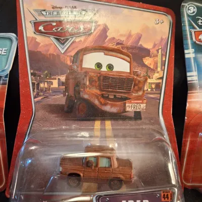 PIXAR THE WORLD OF CARS