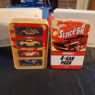 2 HOT WHEELS SINCE '68 4 CAR PACK 40TH ANNIVERSARY
