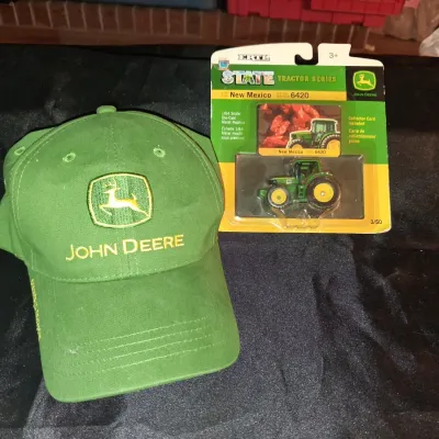 JOHN DEERE OWNER'S EDITION HAT AND DIE CAST TRACTOR