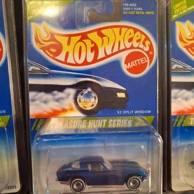 1994 HOT WHEELS TREASURE HUNT MINUS 1 CAR