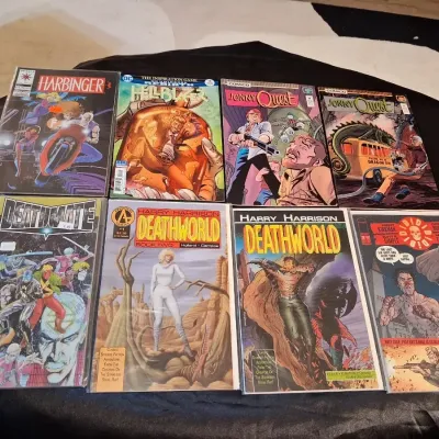 COMIC BOOKS