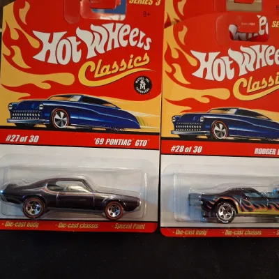 HOT WHEELS CLASSICS