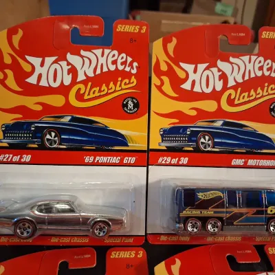 HOT WHEELS CLASSICS