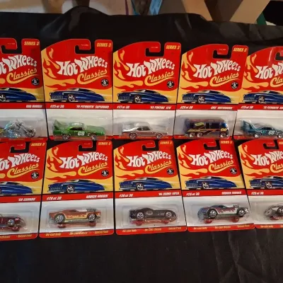 HOT WHEELS CLASSICS
