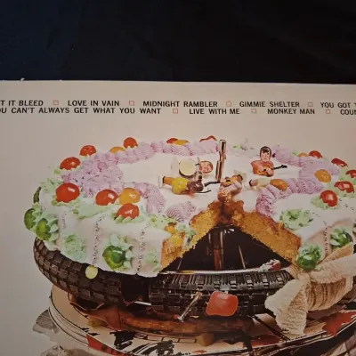 THE ROLLING STONES AND LED ZEPPELIN VINYL RECORD ALBUMS