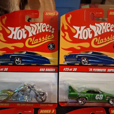 HOT WHEELS CLASSICS