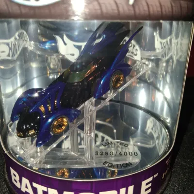 2 HOT WHEELS BATMOBILES LIMITED EDITIONS