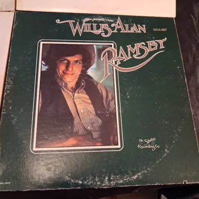 VARIOUS VINYL RECORDS