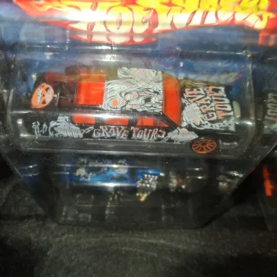 HOT WHEELS HALLOWEEN HIGHWAYS