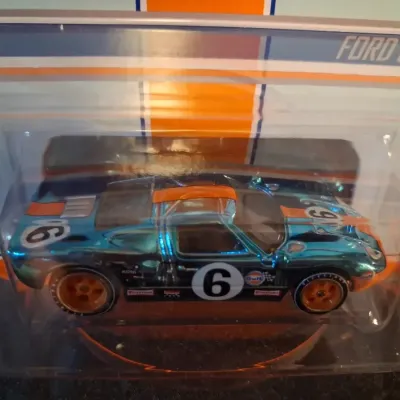 HOT WHEELS GULF FORD GT40