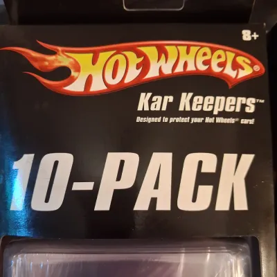 2 HOT WHEELS 10 PACK CAR KEEPERS