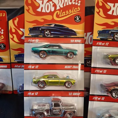 HOT WHEELS CLASSICS