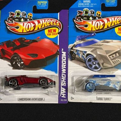 “NEW FOR 2013” HOT WHEELS