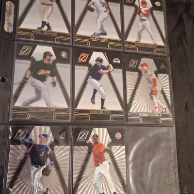 BASEBALL TRADING CARDS