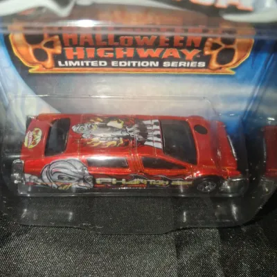 HOT WHEELS HALLOWEEN HIGHWAYS