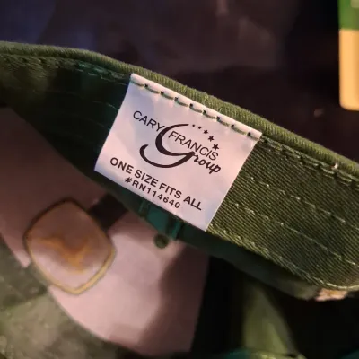 JOHN DEERE OWNER'S EDITION HAT AND DIE CAST TRACTOR