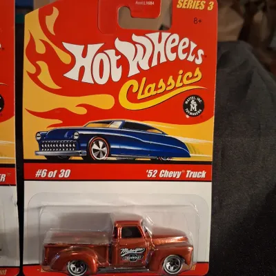 HOT WHEELS CLASSICS