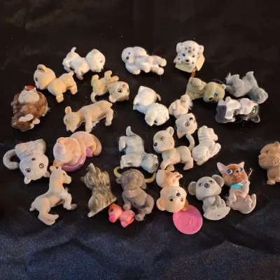 PUPPY IN MY POCKET FLOCKED TOYS