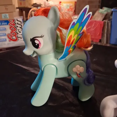 MY LITTLE PONY - APPROX 8"