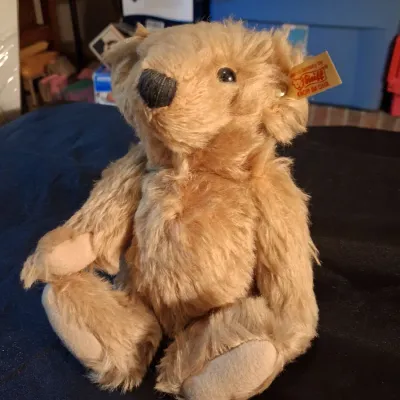 STEIFF JOINTED BEAR