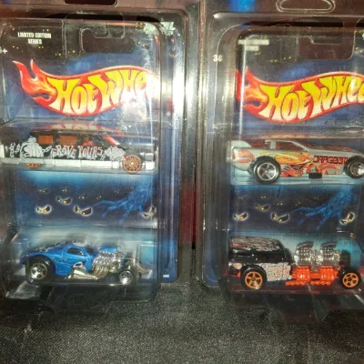 HOT WHEELS HALLOWEEN HIGHWAYS