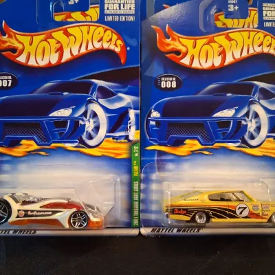 HOT WHEELS 2001 TREASURE HUNT SERIES