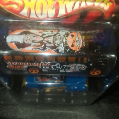 HOT WHEELS HALLOWEEN HIGHWAYS