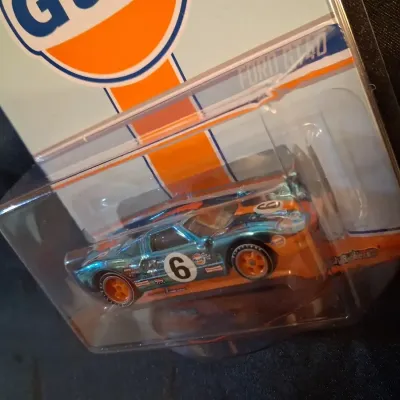 HOT WHEELS GULF FORD GT40
