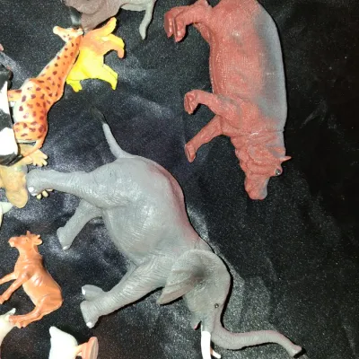 TOY ANIMALS