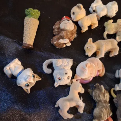 PUPPY IN MY POCKET FLOCKED TOYS