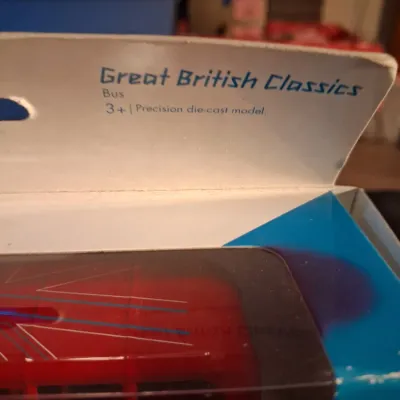 GREAT BRITISH CLASSICS DIE-CAST DOUBLE DECKER BUS