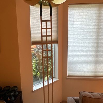 Floor lamp